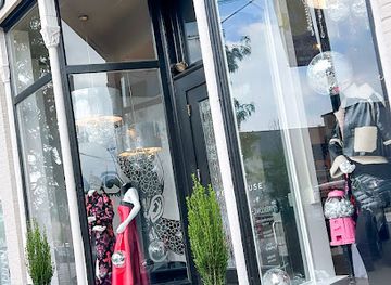 pennsylvania/scranton/shop/penn-house-boutique