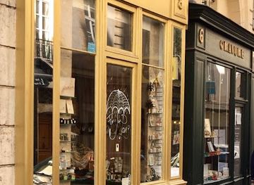 france/paris/latin-quarter/shop/flo-de-paris