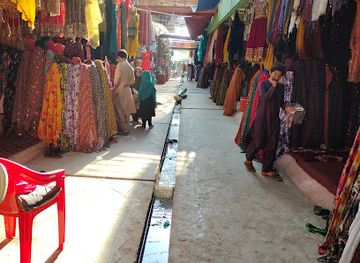 afghanistan/nangarhar/shop/marko-bazar-nazir-gul-cloth-shop