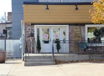 indiana/new-albany/shop/hazel-jane-boutique