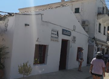 greece/paxos/shop/olive-oil-shop