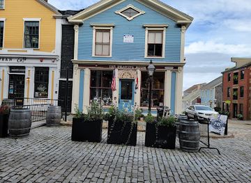 massachusetts/new-bedford/shop/the-drawing-room