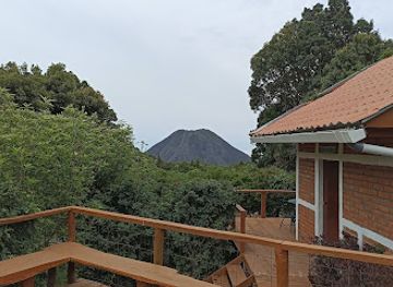 el-salvador/santa-ana/santa-ana-volcano-national-park/shop/el-jardin-de-los-volcanes