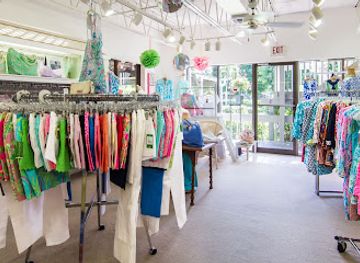 florida/sanibel-island/shop/her-sports-closet-inc