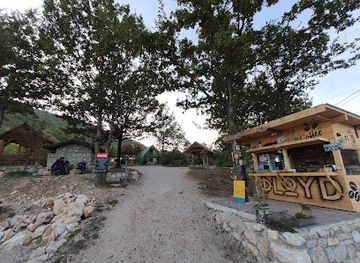 montenegro/niksic-field/shop/floyd-coffee-shop