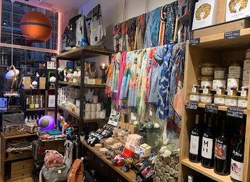 france/paris/shop/you-me-paris