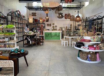 philippines/visayas/shop/the-negros-showroom