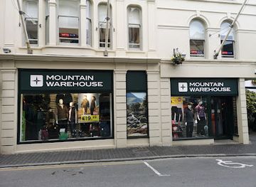 guernsey/brecqhou/shop/mountain-warehouse-guernsey