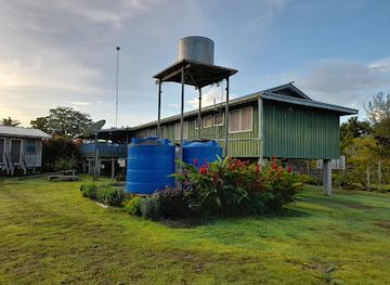 solomon-islands/uepi-island/shop/seghe-budget-accommodation