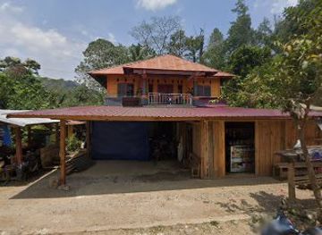 indonesia/tana-toraja/shop/rumah-kenzo