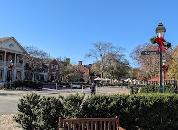 virginia/williamsburg/shop/colonial-williamsburg-s-merchants-square