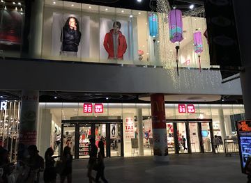 singapore/bugis/shop/uniqlo