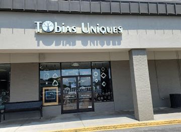 Tobias Uniques