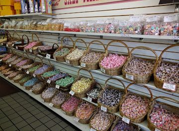 wisconsin/wisconsin-dells/shop/candy-connection