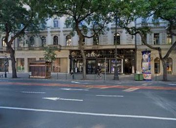 hungary/budapest/andrassy-avenue/shop/futofeny