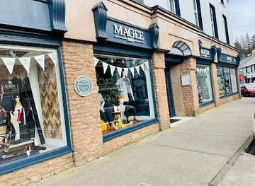 ireland/slieve-league/shop/magee-of-donegal