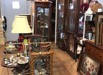louisiana/acadiana/shop/jenni-b-s-antiques