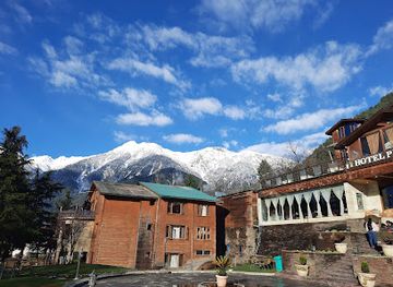 india/gulmarg/shop/discover-gulmarg-adventures