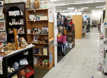 indiana/anderson/shop/emporium-1101-anderson