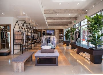 california/los-angeles/malibu/shop/barefoot-dreams-flagship-store