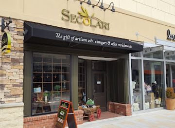 maryland/patapsco-valley-state-park/shop/secolari-artisan-oils-vinegars