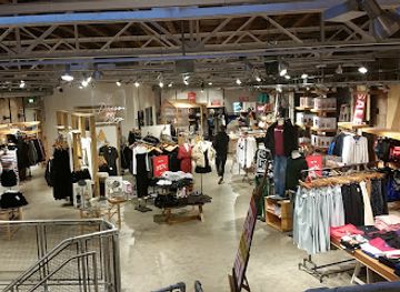 netherlands/utrecht/shop/urban-outfitters