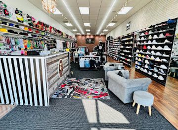 michigan/kalamazoo/shop/kzoo-fashion