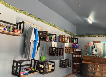 belize/the-cayes/shop/vintage-belize-gift-shop
