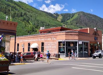 colorado/telluride/shop/patagonia