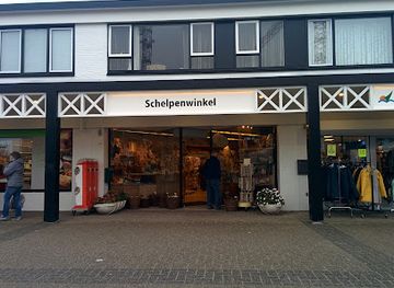 netherlands/zeeland/shop/schelpenwinkel