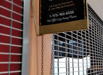 grenada/bbc-beach/shop/las-chicas