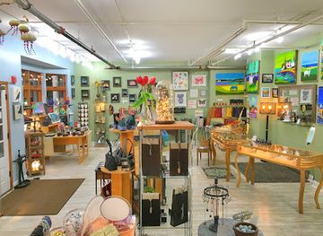 maine/bar-harbor/shop/a-little-mad-shop