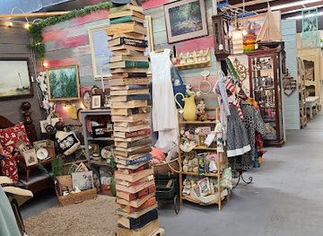 florida/fort-walton-beach/shop/defrance-antiques-on-beal