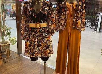 australia/surfers-paradise/shop/shop-collab-chevron-renaissance