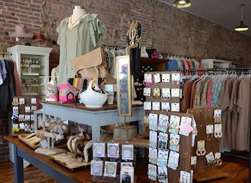 kentucky/knobs-region/shop/willow-hill-marketplace