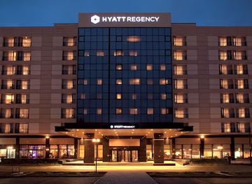 kyrgyzstan/chuy-valley/shop/hyatt-regency-bishkek