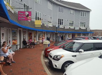 rhode-island/narragansett/shop/special-t-shop