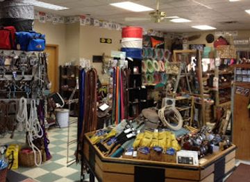 south-dakota/lake-oahe/shop/tammy-s-tack-western-wear