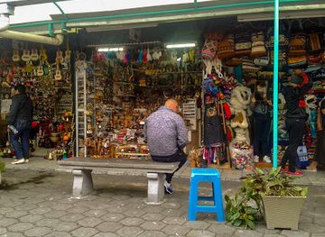 ecuador/highland-valleys/shop/la-mariscal-artisan-market