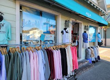 south-carolina/folly-beach/shop/aqua-beach-store