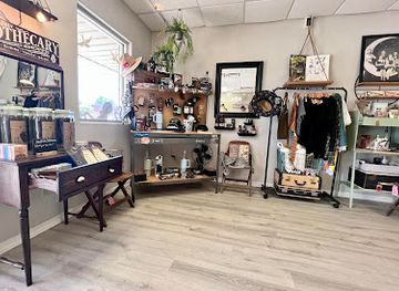 missouri/stockton-lake/shop/paper-moon-a-mythical-shoppe