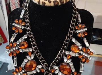 michigan/lansing/shop/jo-s-unique-boutique