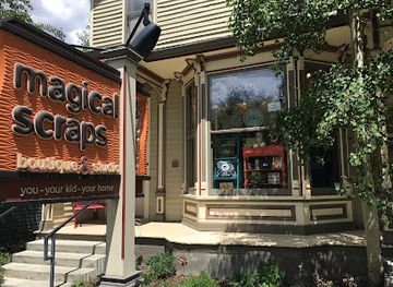 colorado/breckenridge/shop/magical-scraps-boutique-studio