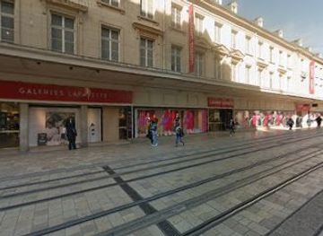 france/tours/shop/longchamp