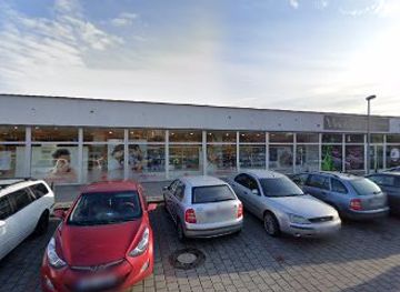 czechia/brno/brno-bystrc/shop/most-kubickova