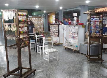 uruguay/piriapolis/shop/la-feria-de-las-trenzas