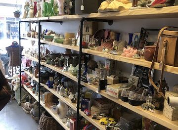 tennessee/oak-ridge/shop/secret-city-treasures