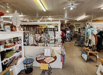 mississippi/the-flatwoods/shop/antique-maison-llc