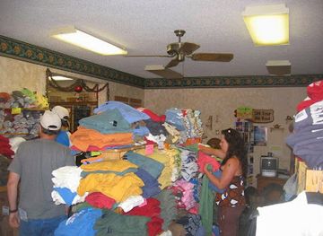 wisconsin/apostle-islands-national-lakeshore/shop/la-pointe-provisions