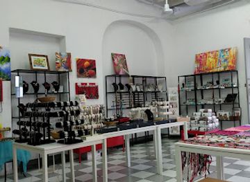 puerto-rico/san-juan/shop/sea-foam-rare-and-authentic